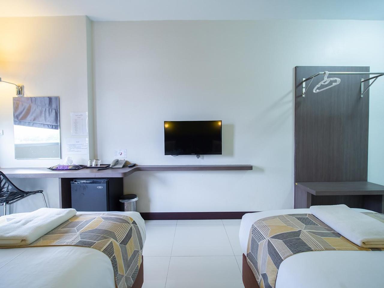 Fortune D Hotel Maesot Mae Sot Esterno foto