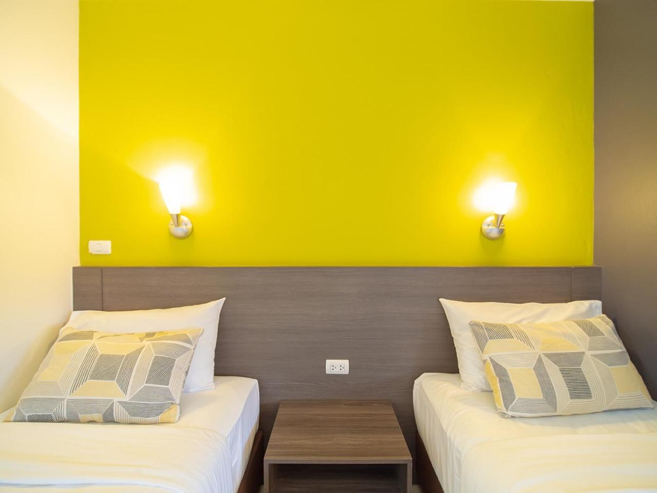 Fortune D Hotel Maesot Mae Sot Esterno foto