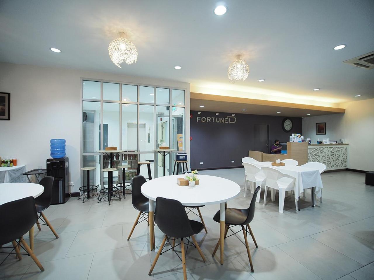 Fortune D Hotel Maesot Mae Sot Esterno foto